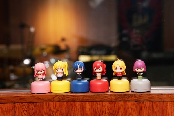 开摆系列 孤独摇滚！摇头摆件