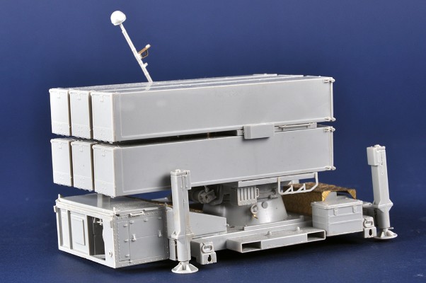 编号:01096 1/35 装甲车辆系列 挪威高级地对空导弹系统