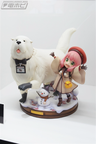 间谍过家家 代号：白 阿尼亚·福杰 与 邦德·福杰