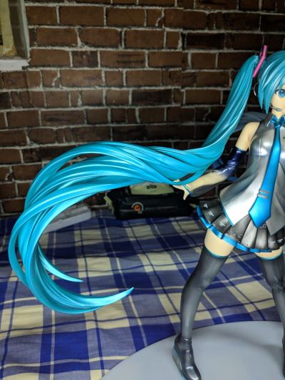 VOCALOID 初音未来 金属色版 V3