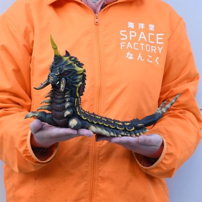 巴特拉 幼虫 软胶套件 复刻版