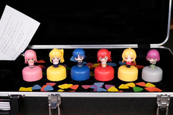 开摆系列 孤独摇滚！摇头摆件