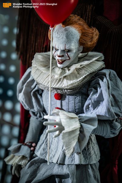 DC系列 蝙蝠侠:黑暗骑士 小丑 全身像