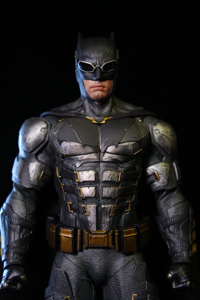 TMS085 正义联盟 扎克·施奈德版 蝙蝠侠(战甲版) 珍藏人偶