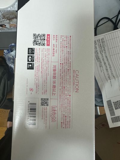 面相超级好，就是太小了没我一个手掌大，雌小鬼小小的也很可爱