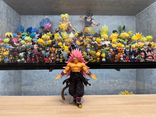 一番赏 超级龙珠英雄-第五任务 MASTERLISE A奖 红色假面赛亚人（超级赛亚人桃红火力全开）