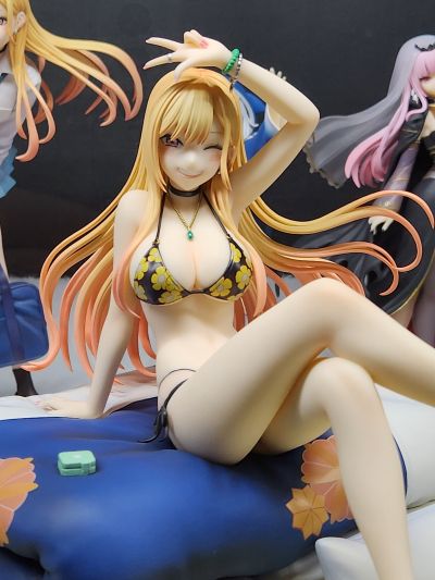 更衣人偶坠入爱河 喜多川海梦 泳装