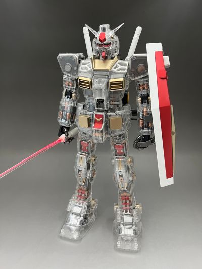 PG 1/60 机动战士高达  RX-78-2 高达
