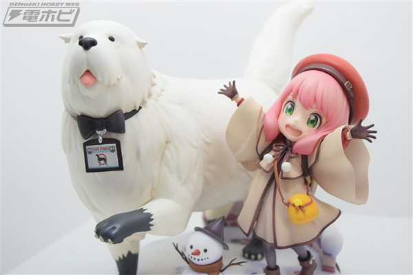 间谍过家家 代号：白 阿尼亚·福杰 与 邦德·福杰