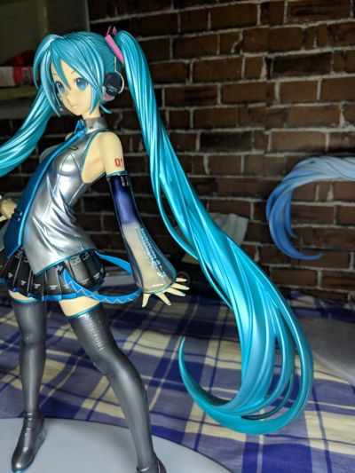 VOCALOID 初音未来 金属色版 V3