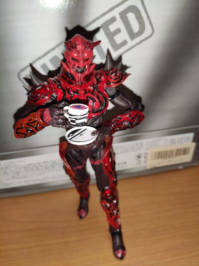 S.I.C. VOL.42 假面骑士：电王 假面骑士电王 圣剑形态/月台形态＆异魔人·桃塔罗斯 初回特典·无