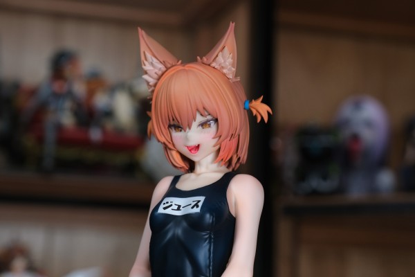 橙汁内酱の泳池放尿play