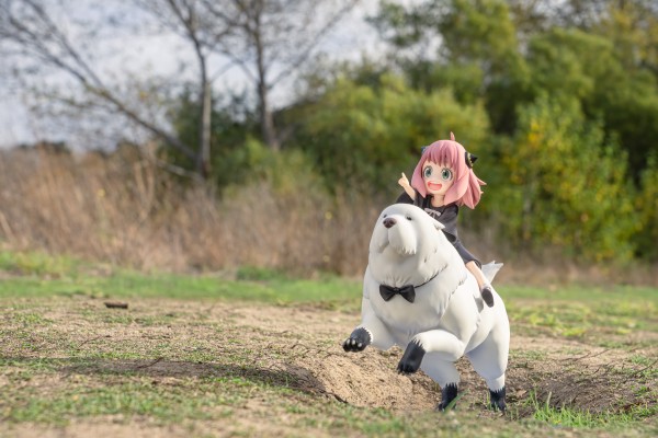 间谍过家家 阿尼亚 与 劳埃德