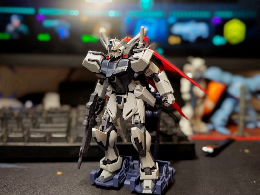 ROBOT魂＜机动战士系列＞  机动战士高达SEED GAT-X105 强袭高达 装甲未启动模式 剧中版