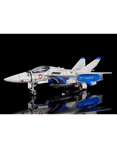 PLAMAX PX07 超时空要塞 VF-1A 战机女武神 Vermilion小队（马克西米利安·吉纳斯/柿崎速雄）