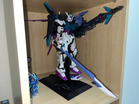 PG 机动战士高达SEED 完美强袭高达+空中霸王（赛博配色）