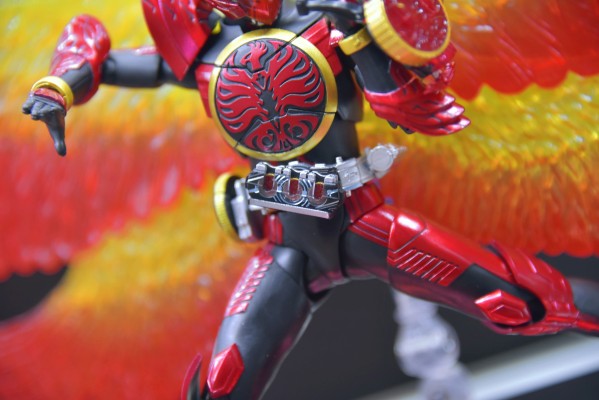 S.H.Figuarts(真骨雕制法)    假面骑士欧兹 鹰雀鹫联组（大结局款式）