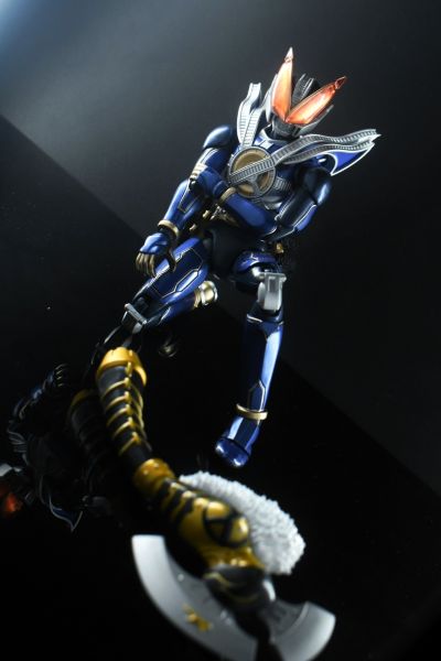 S.H.Figuarts  假面骑士新电王 强袭形态（超·电王三部曲）