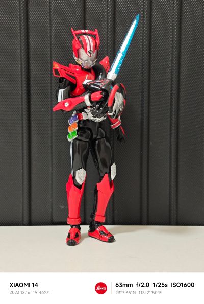 S.H.Figuarts 假面骑士驰骑 飙速型 平成世代版