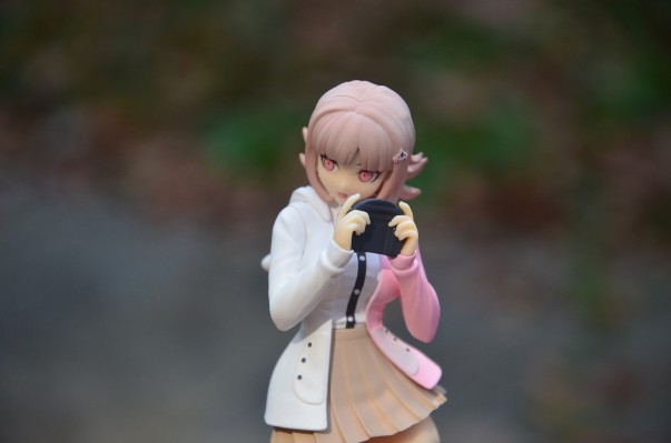 POP UP PARADE 枪弹辩驳1・2 Reload 七海千秋 黑白美连帽衫