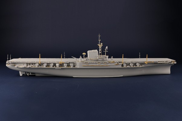 05634 1/350 美国海军 中途岛号 航空母舰 CV-41