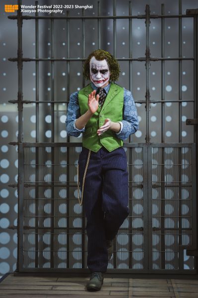 DC系列 蝙蝠侠:黑暗骑士 小丑 全身像