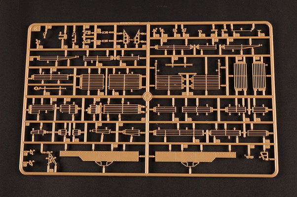 编号:84566 1/35 装甲车辆系列 现代德国 BPz3A1“水牛”装甲救援车