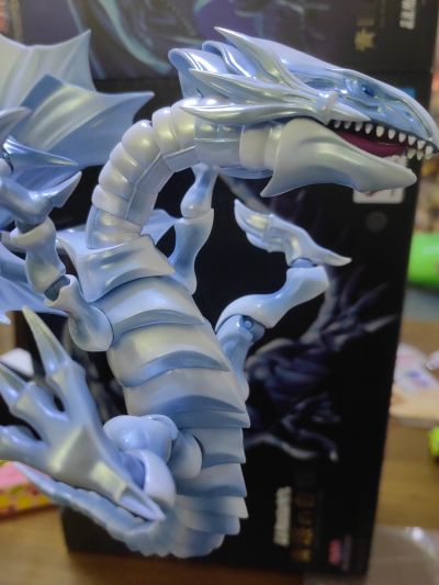 S.H.MonsterArts 游戏王 怪兽之决斗 青眼白龙