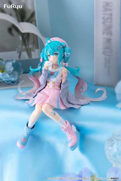 压泡面 初音未来 恋爱的水手服 灰色款