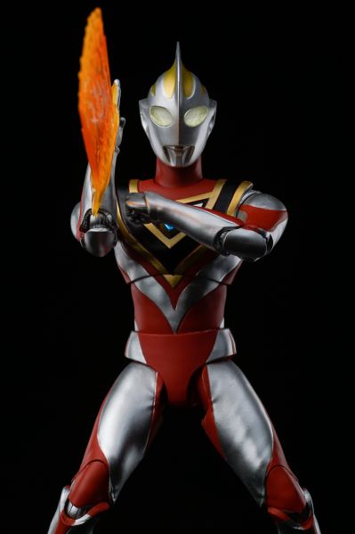 奥特曼光系列 盖亚奥特曼（V1型）