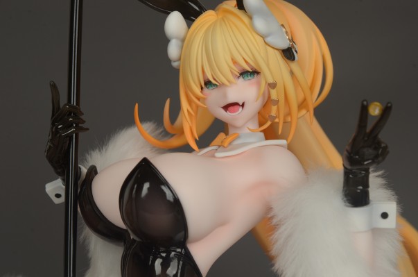 胜利女神：妮姬 露菲 奢侈兔