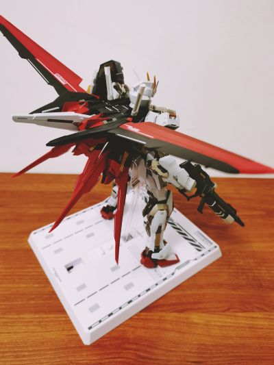 METAL BUILD 机动战士高达SEED 翔翼型强袭装备