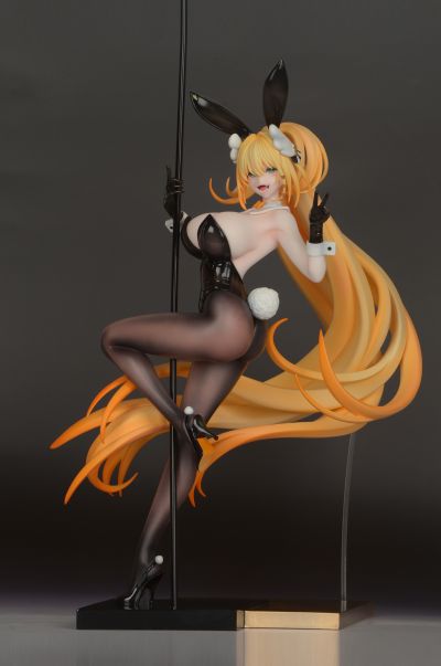 胜利女神：妮姬 露菲 奢侈兔