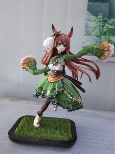 赛马娘 里见光钻