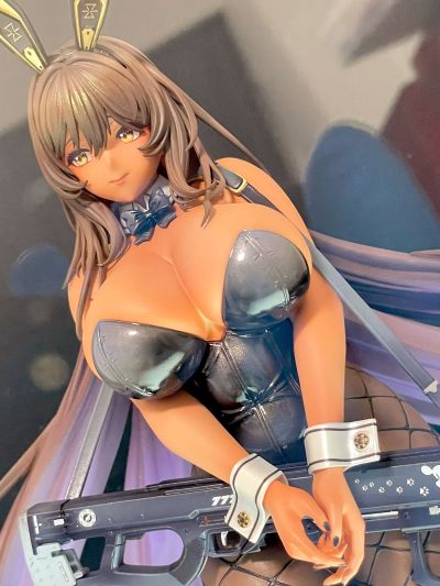 胜利女神：妮姬 布兰儿