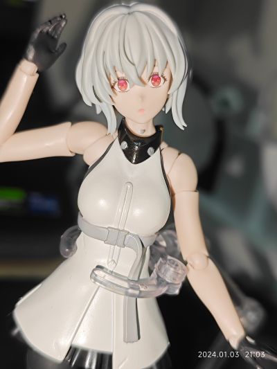 S.H.Figuarts 奇异贤伴 黑色天使 诺娃