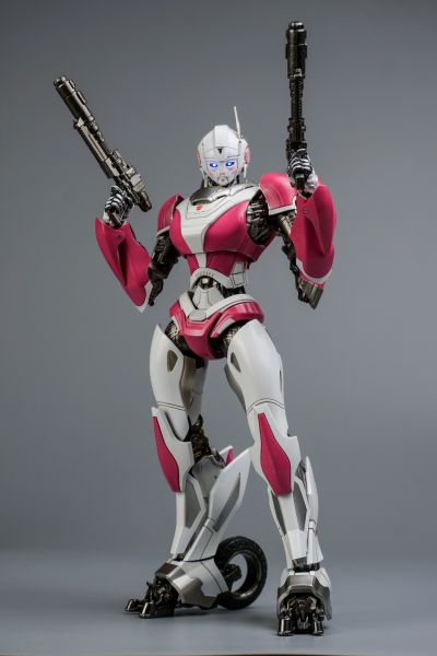 DLX 大黄蜂 阿尔茜