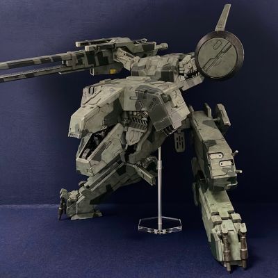 潜龙谍影4：爱国者之枪   暴龙核武机甲