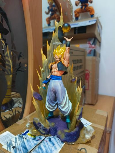 FiguartsZERO [超激战] 龙珠Z 复活！悟空与贝吉塔的合体 超级赛亚人悟吉塔 -展会限定版-