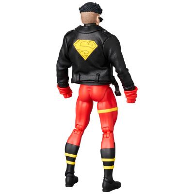 MAFEX  编号232 超级小子（超人之死五部曲：超人归来）