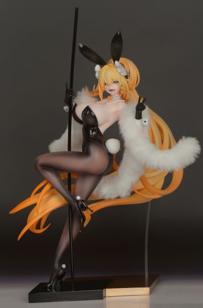 胜利女神：妮姬 露菲 奢侈兔