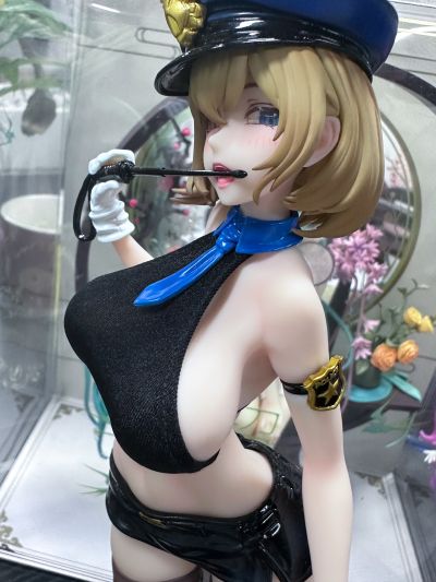 罪恶都市 女警官 追视眼