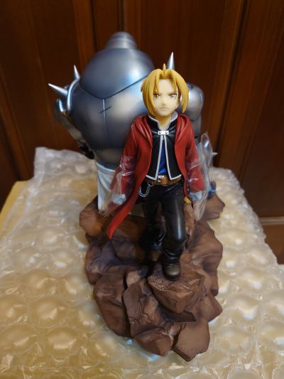 钢之炼金术士 FULLMETAL ALCHEMIST 爱德华·艾尔利克 与 阿尔芬斯·艾尔利克 兄弟