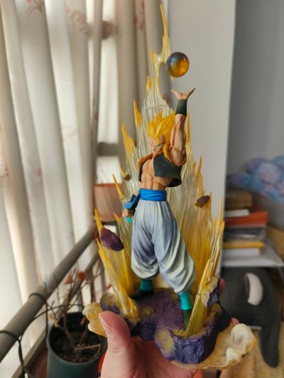 FiguartsZERO [超激战] 龙珠Z 复活！悟空与贝吉塔的合体 超级赛亚人悟吉塔 -展会限定版-