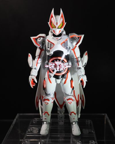 S.H.Figuarts 假面骑士极狐九尾