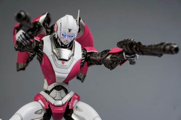 DLX 大黄蜂 阿尔茜