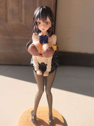 淋湿的风纪委员 追视眼