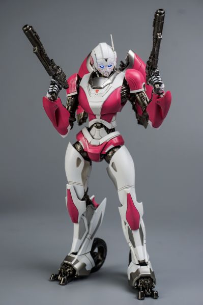 DLX 大黄蜂 阿尔茜