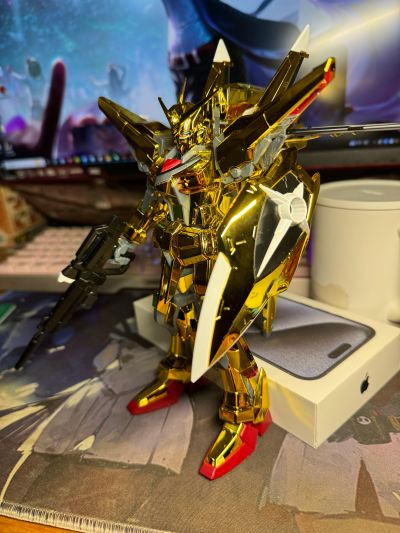 1/100  拂晓高达（大鹫装备/不知火装备）