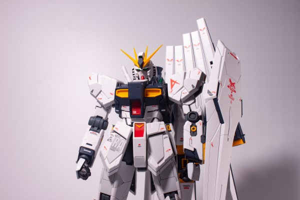 S.H.Figuarts 假面骑士驰骑 黄金驰骑